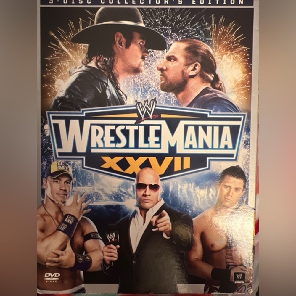 WWE: WrestleMania 27. 3 disc DVD